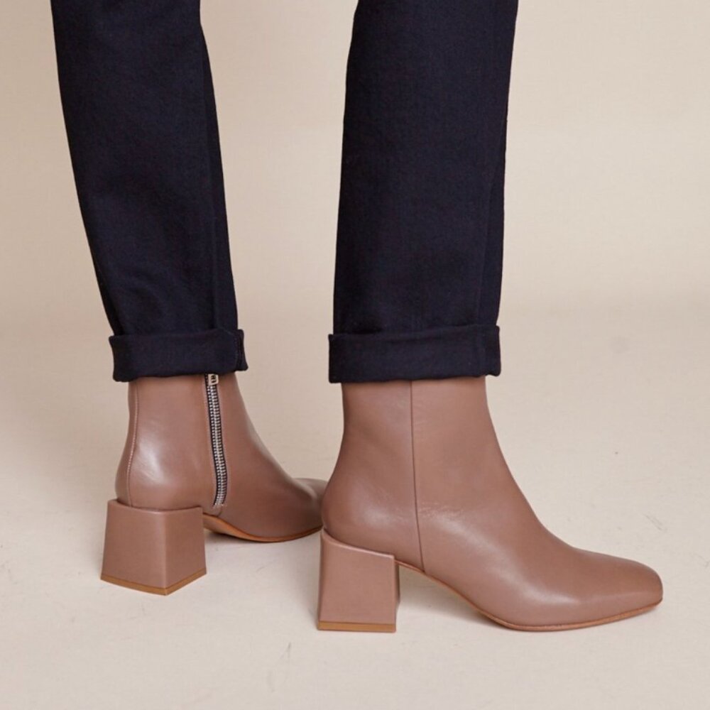 LOQ Good Condition Larazo Boots, 36, Mink